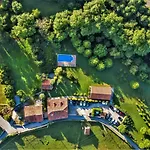 Palacion De Tonanes