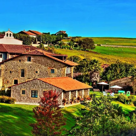 Palacion De Toñanes