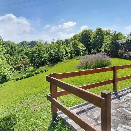 Palacion De Szálloda Toñanes