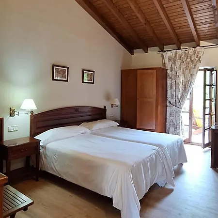 Palacion De Hotel Toñanes
