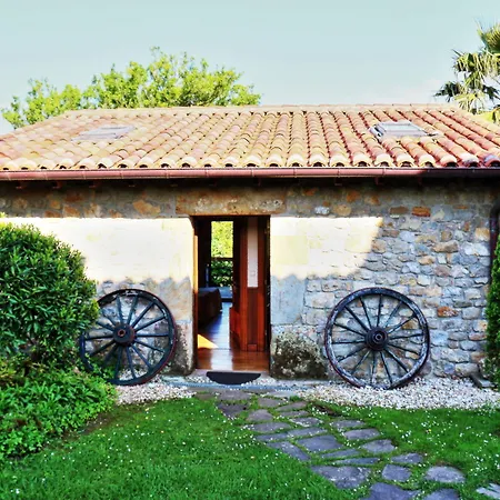 Palacion De 3* Toñanes