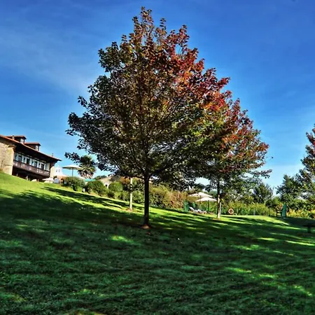 Palacion De 3* Toñanes