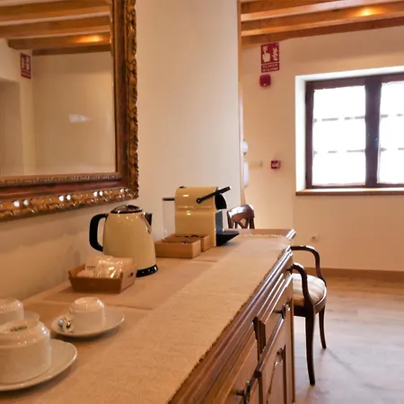 Palacion De 3* Tonanes