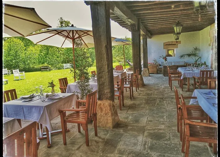 Palacion De 酒店 Toñanes