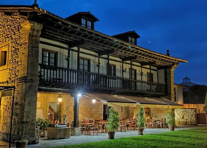 Hotell Palacion De Toñanes