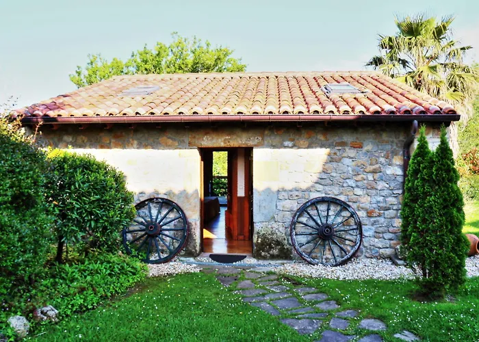 Palacion De 3* Toñanes