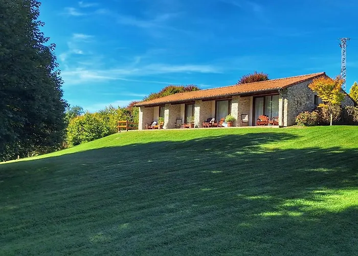 Palacion De 3* Toñanes