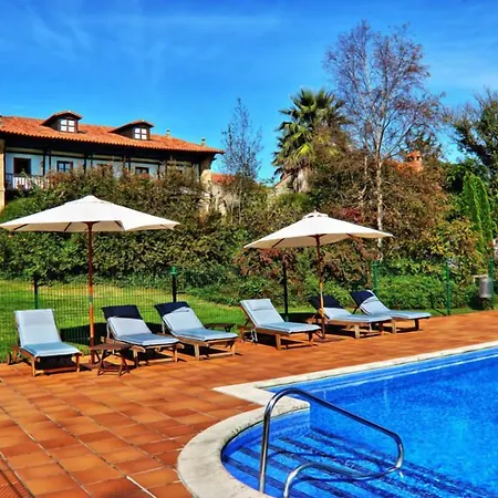 Palacion De Toñanes